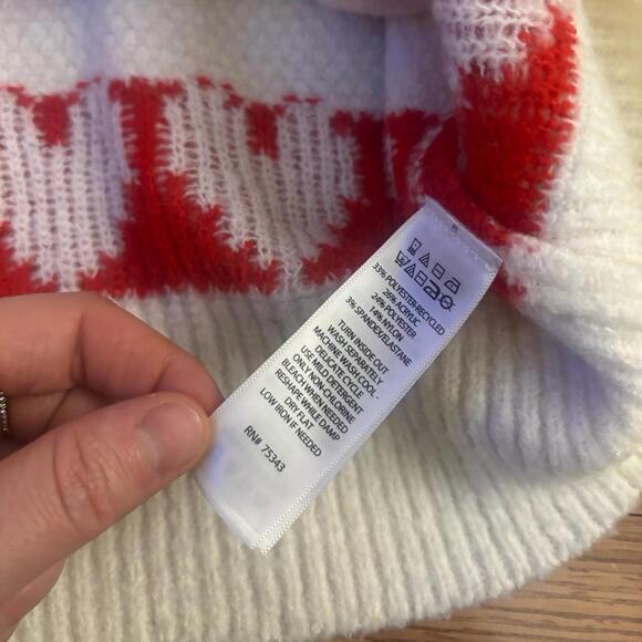 Cupcakes & Cashmere Valentine’s Day Heart Crewneck Sweater Size Medium - Picture 8 of 8